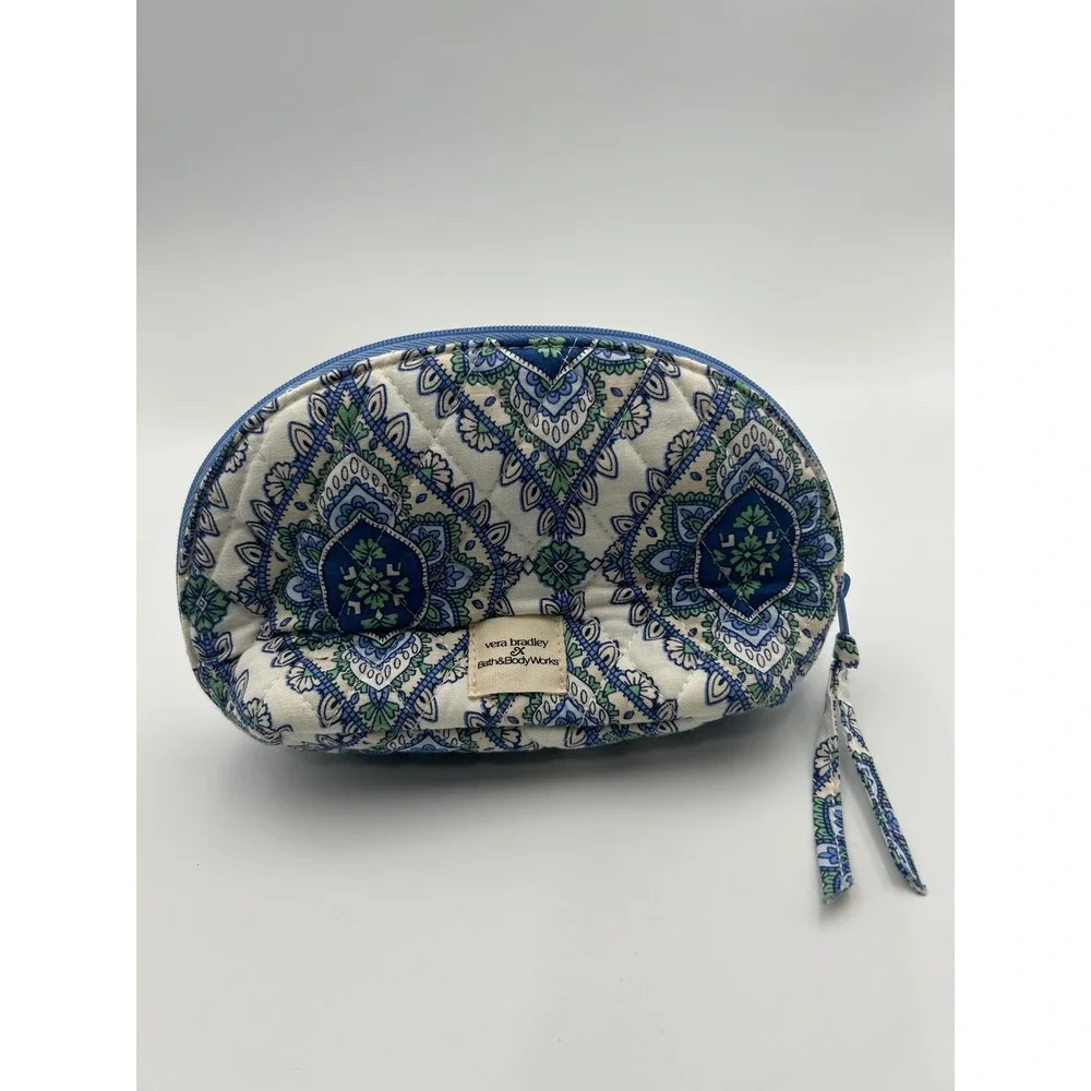 Vera Bradley x Bath & Body Works Blue Paisley Quilted Cosmetic Makeup Bag Pouch